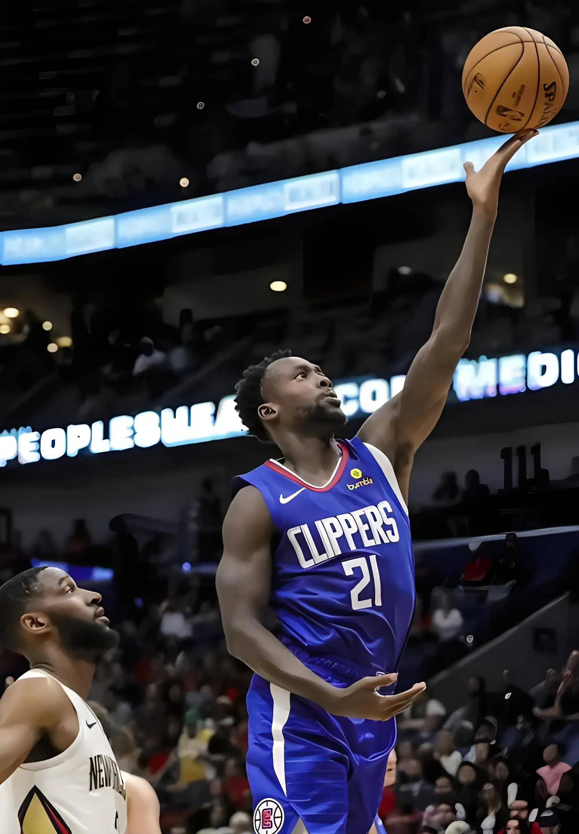 冲刺阶段体能课后，新奥尔良鹈鹕豪取连胜备战足总杯，话题不断，身体对抗强度拉满的简单介绍