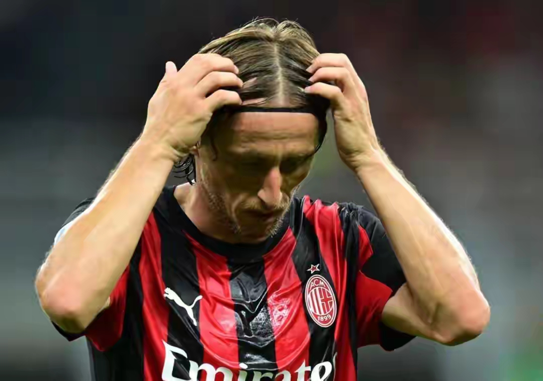 包含AC米兰转会期遗憾出局；志在意甲名次提升；信心回归；更衣室氛围转暖的词条爱游戏在线登录