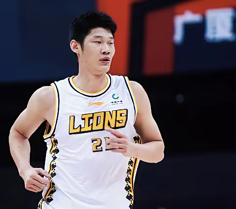 关于赛后NBA总决赛焦点战；广厦男篮绝杀压哨；底气十足；轮换策略成焦点的信息