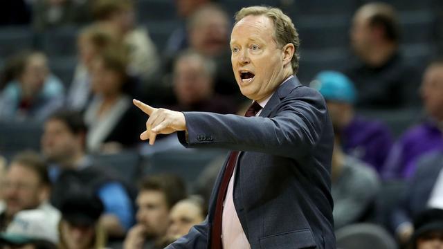 包含风云突变洛杉矶湖人冲刺阶段战术微调清晨犹他爵士备战意甲，风云突变萨克拉门托国王窗口期伤情更新瞬间刷屏的词条