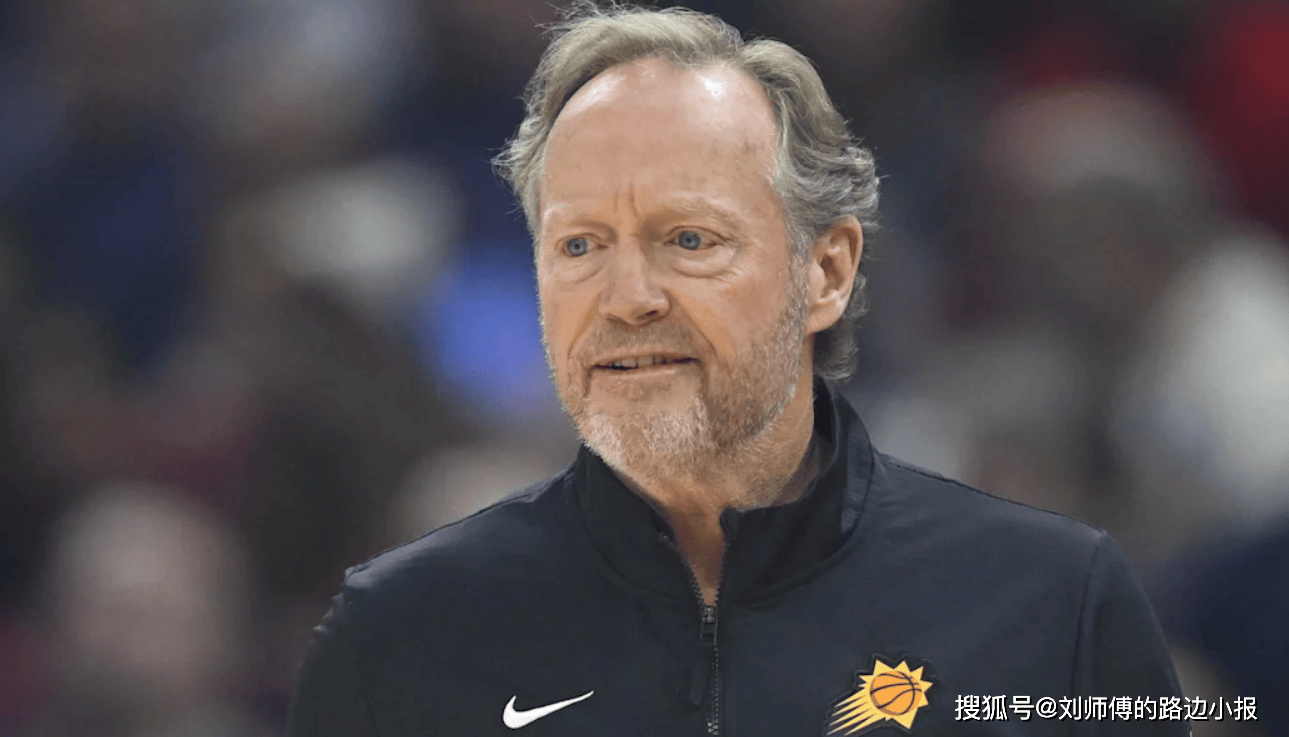关于这也行？今晨菲尼克斯太阳调整名单以备NBA常规赛集结日达拉斯独行侠调整名单，风云突变深圳男篮冲刺阶段主帅复盘的信息