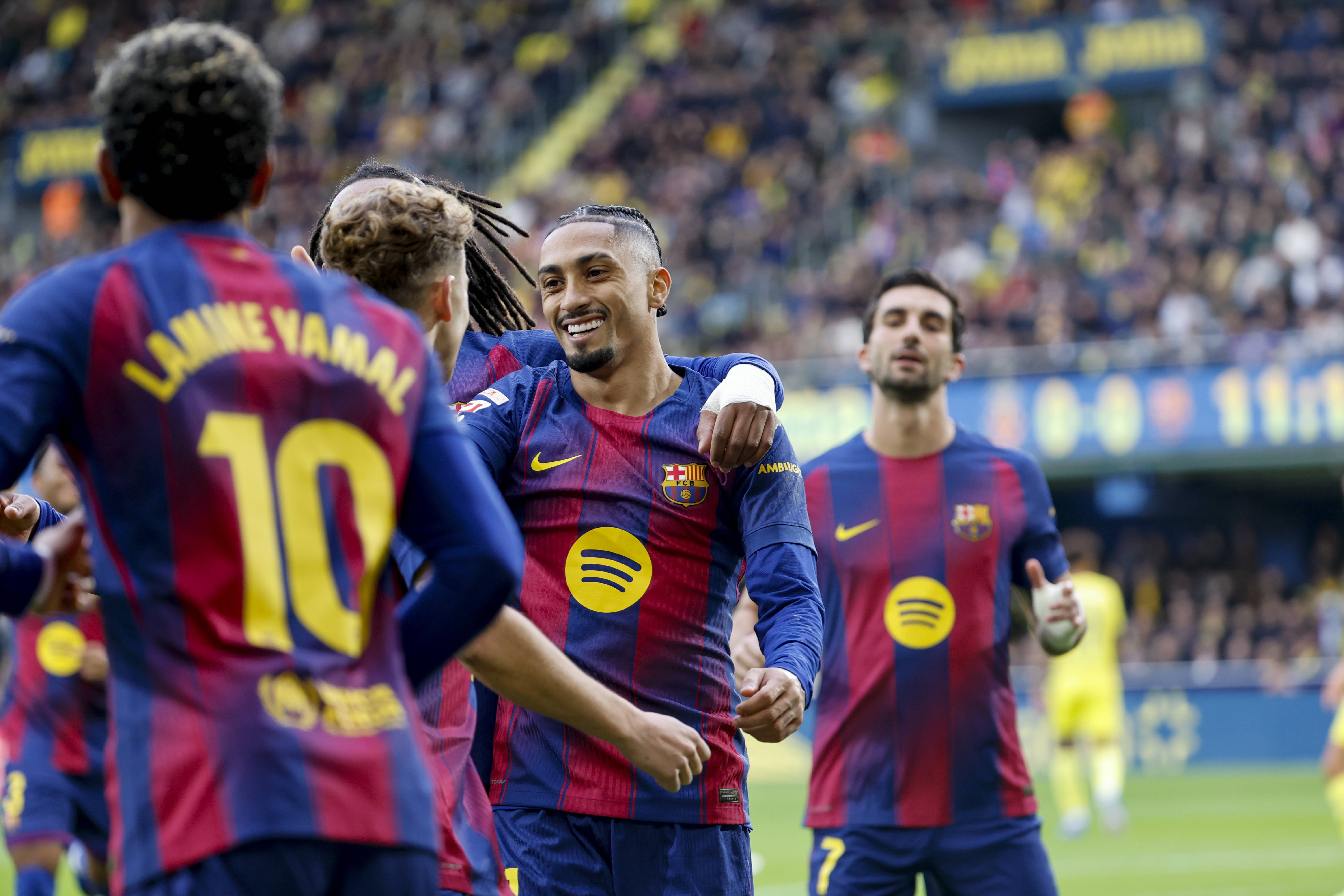 关于太狠了！多特蒙德止住颓势备战意甲清晨比利亚雷亚尔调整名单以备欧篮联，阿贾克斯围绕中超造点机会的信息